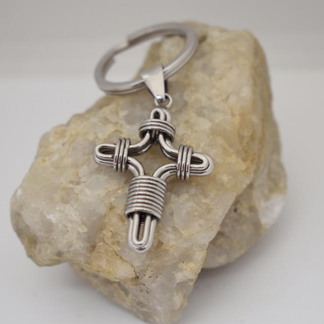 cross wire layered Christian Gift keychain.jpg